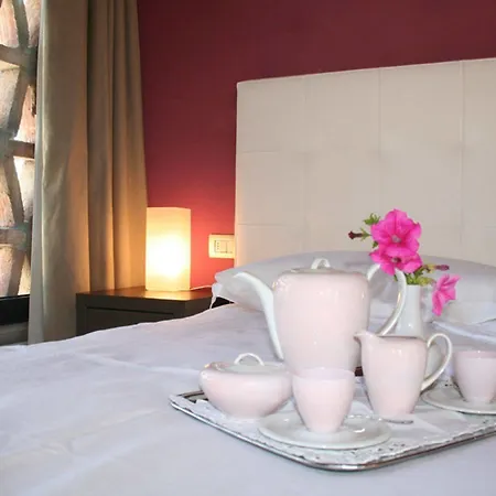 Il Poggiolo Delle Rose Bed & Breakfast Tavarnuzze