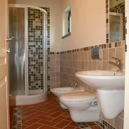 Il Poggiolo Delle Rose Bed & Breakfast 2*